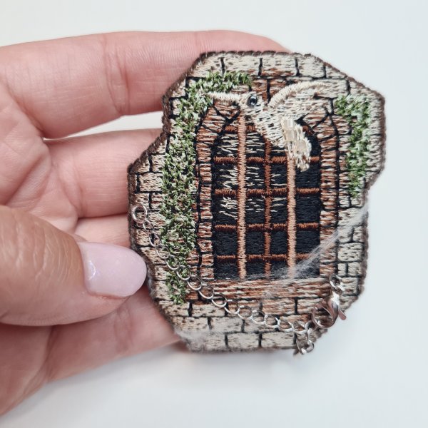 Machine embroidery design for art therapy: Brooch " Window of the old castle"